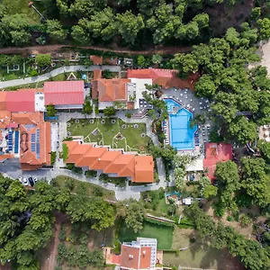 porfi-beach-hotel.hotelschalkidiki.net/